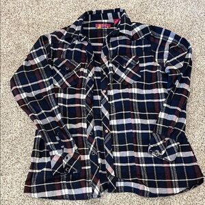 Women’s flannel, XL